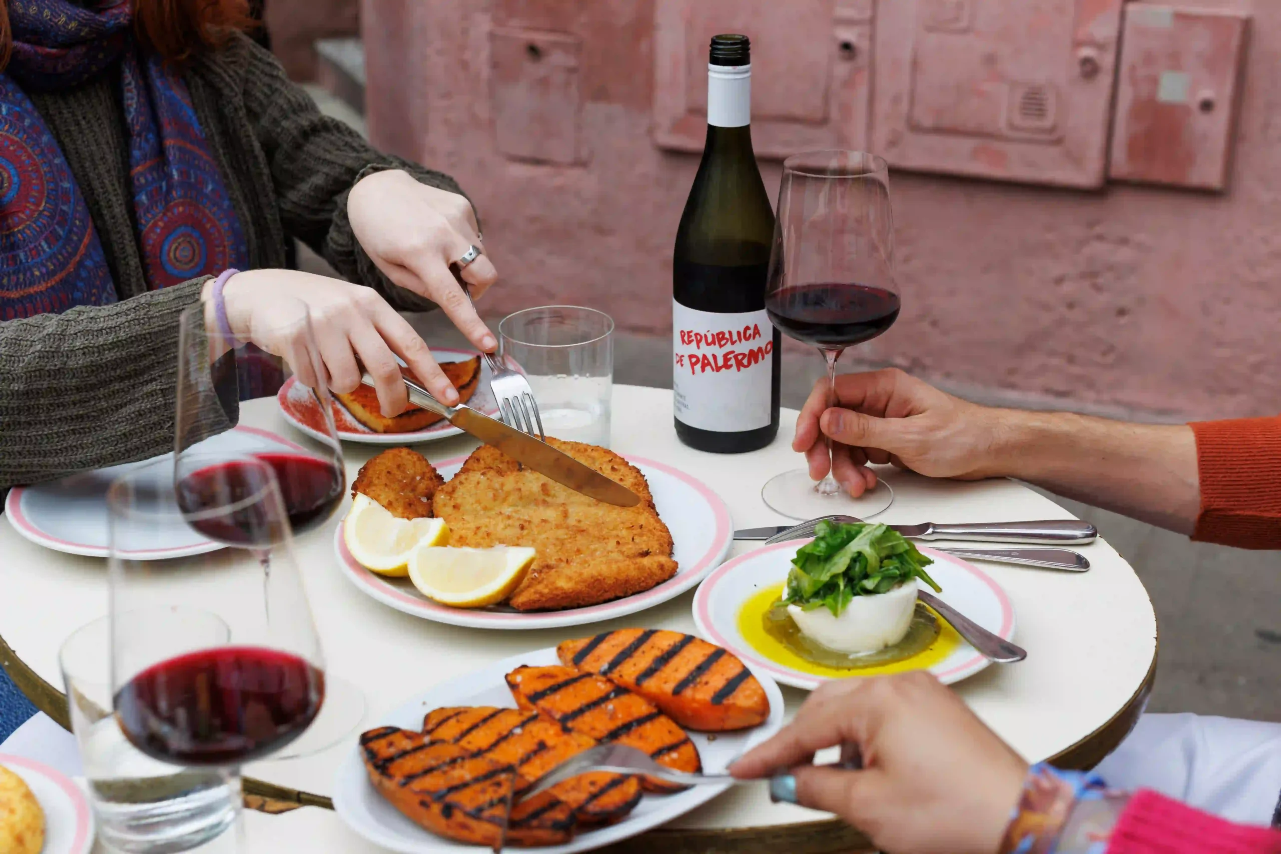 el preferido de palermo and sherpa