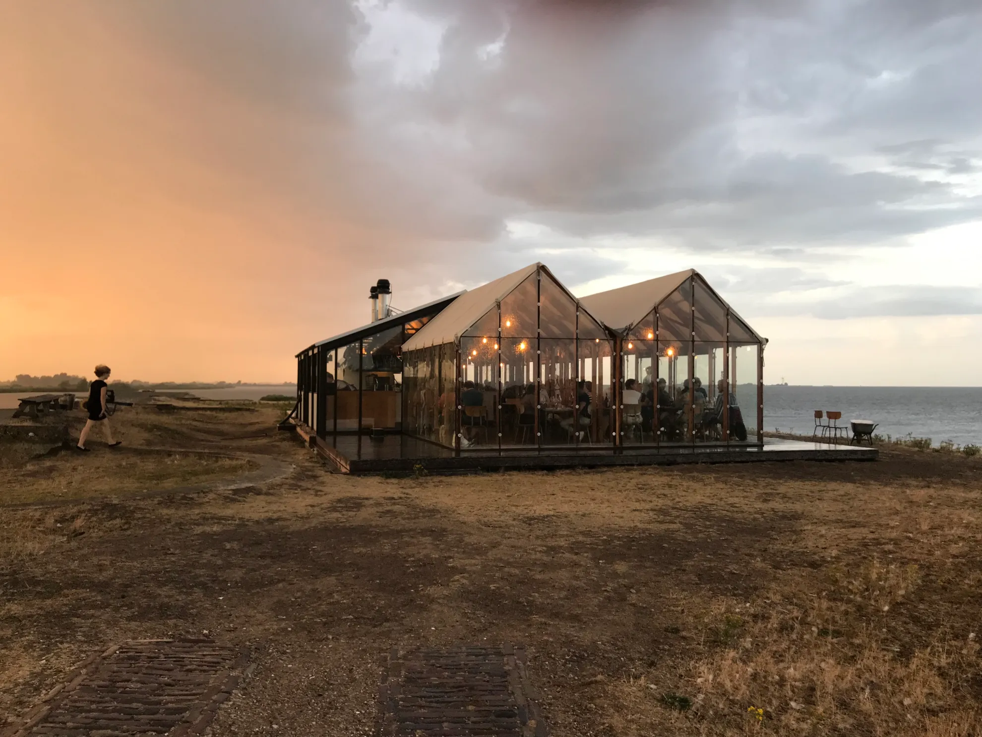 The 10 Best Amsterdam Dining Experiences for 2025