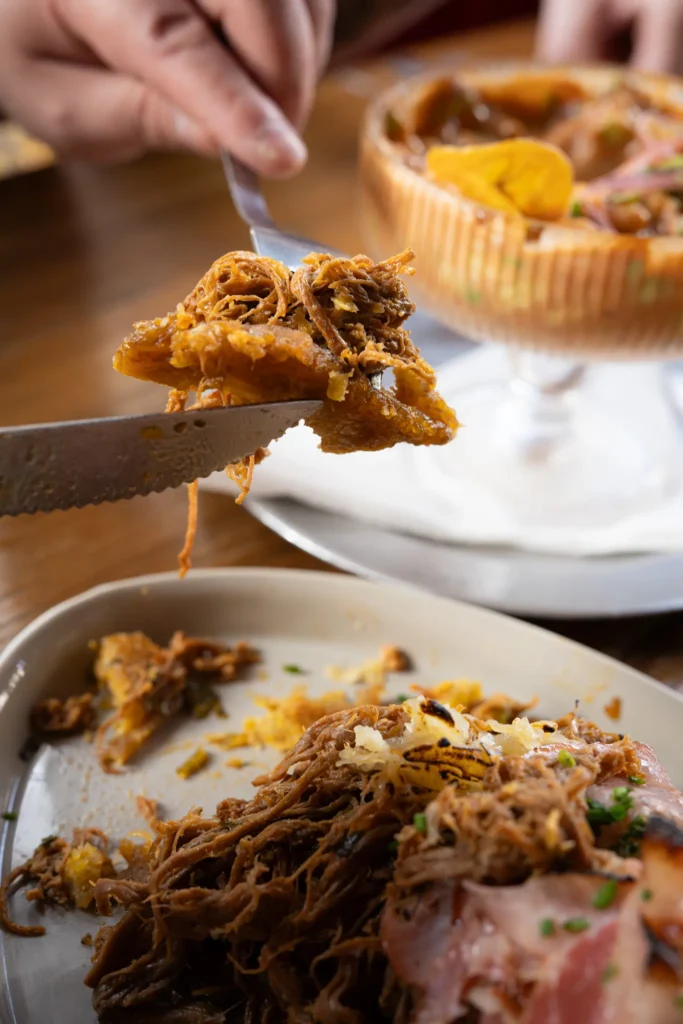 Patacón with pulled meat